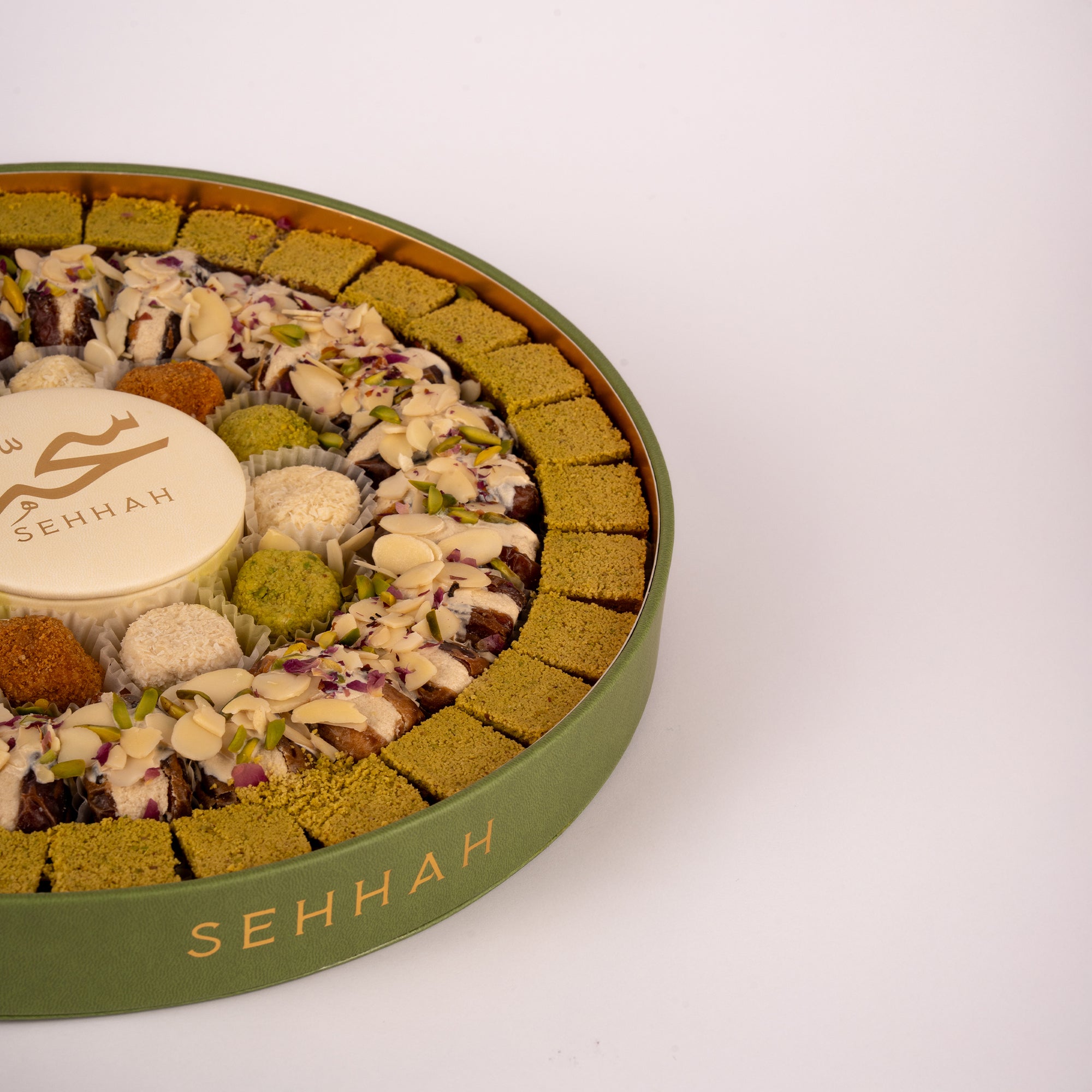 MIXED RANGEENA ROUND BOX