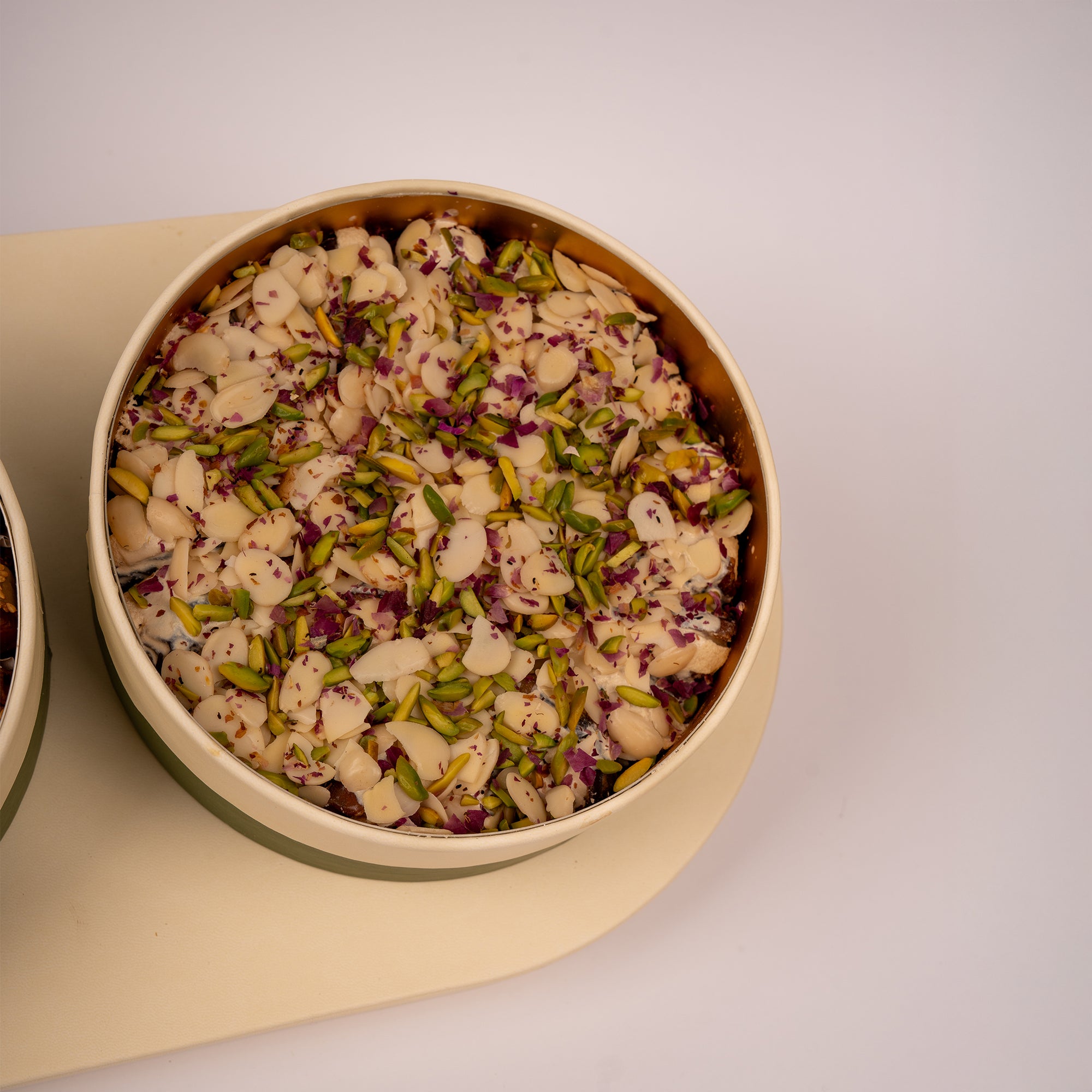 MIXED DATES OVAL TRAY