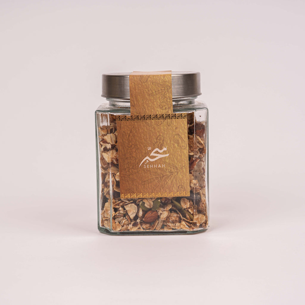 CINNAMON GRANOLA