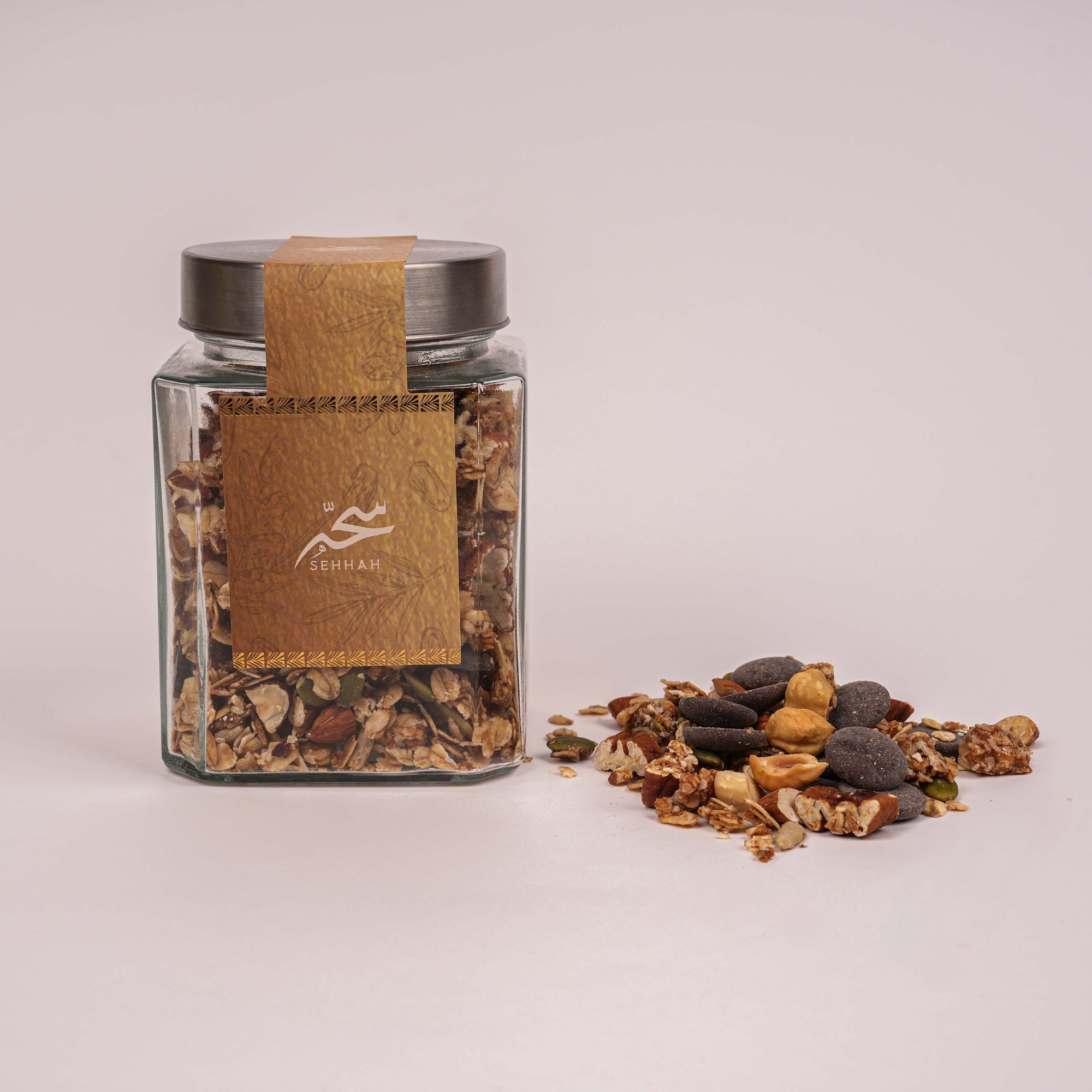 CINNAMON GRANOLA