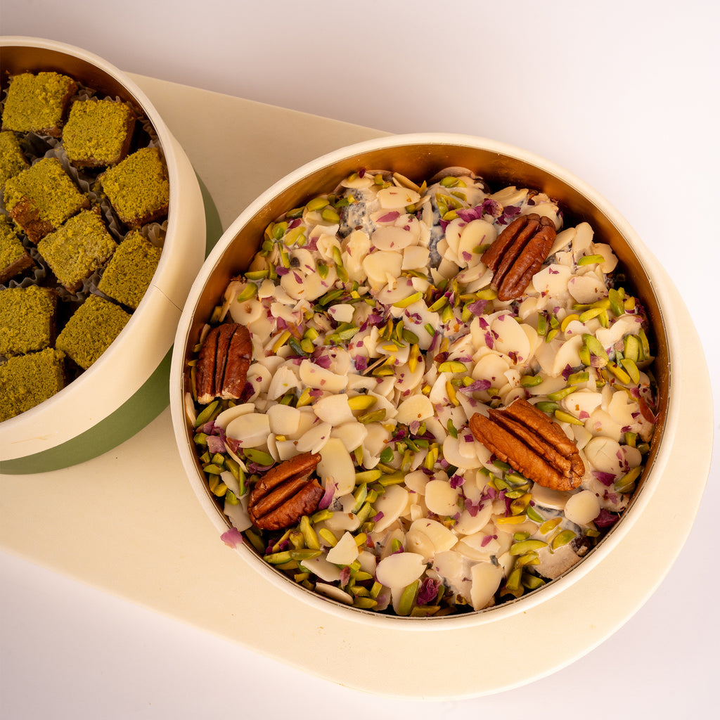 MIXED DATES OVAL TRAY