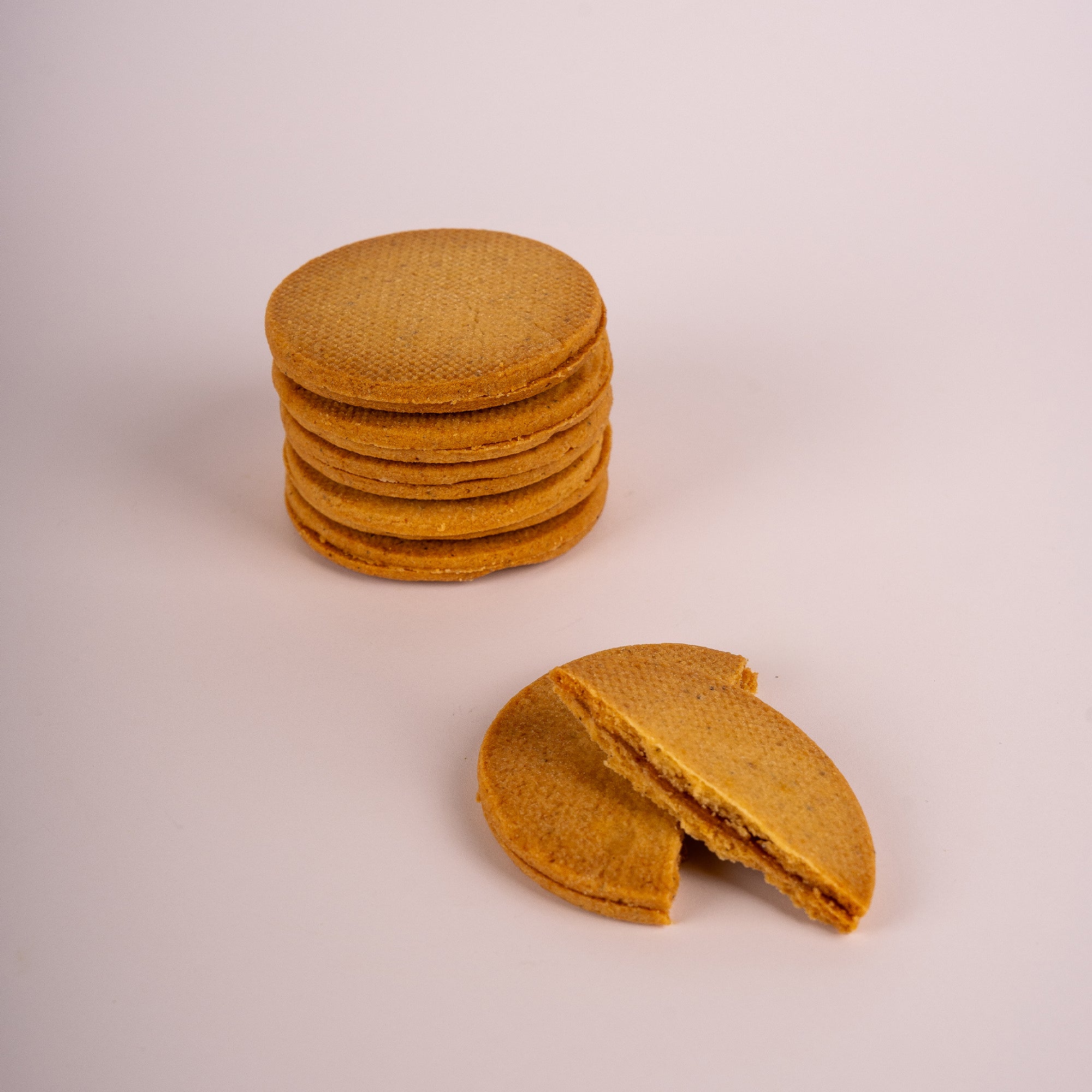 CARAMEL DATES SABLE