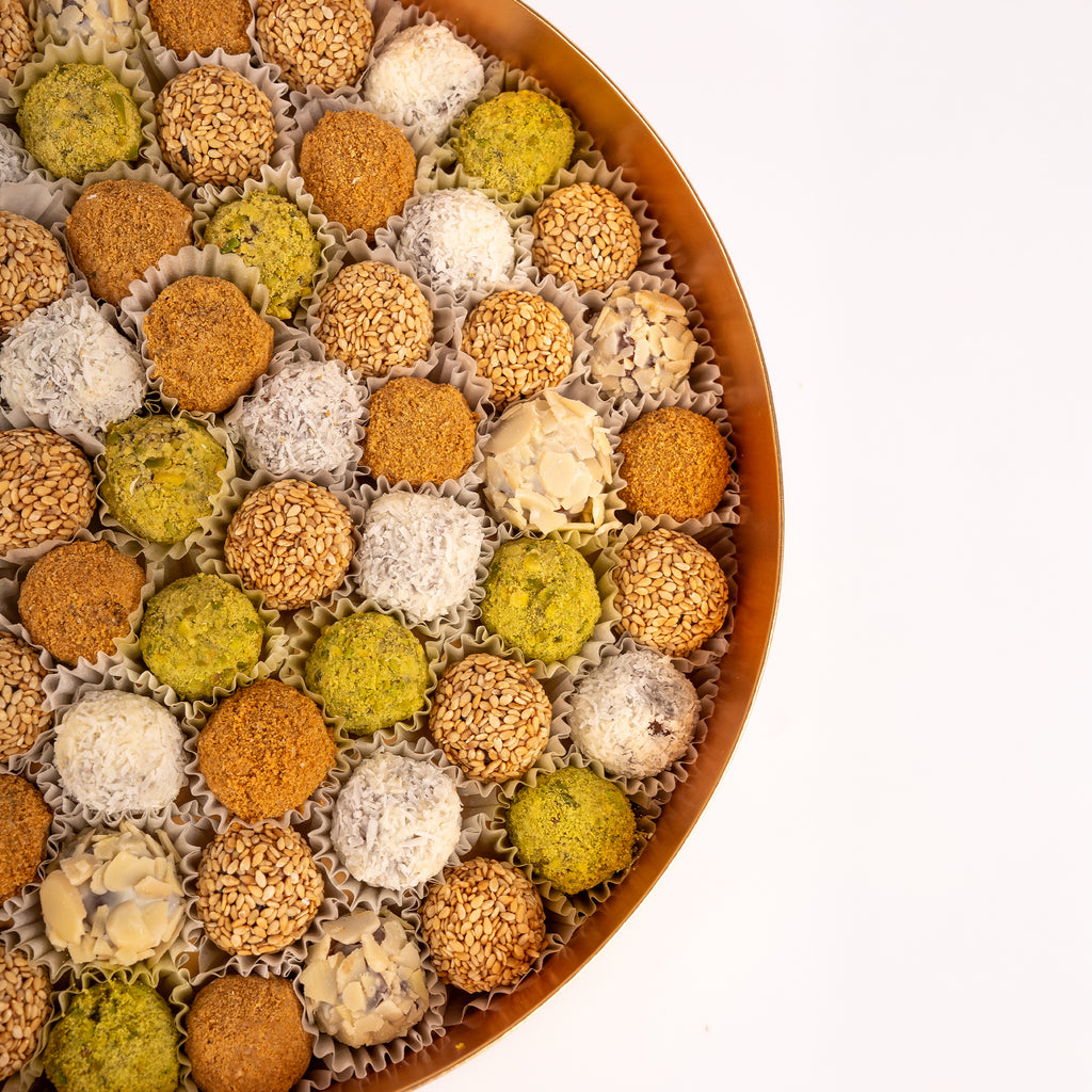 DATES MACADAMIA ROUND BOX