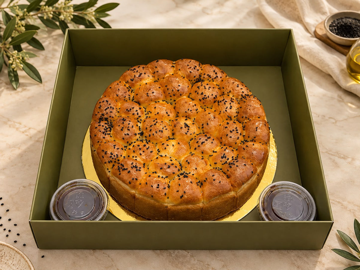 Cheese and date beehive bread